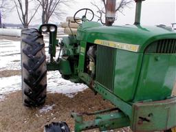 John Deere Model 3020 with wide front
