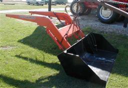 New Idea Hydraulic Loader to fit Allis Chalmers D17